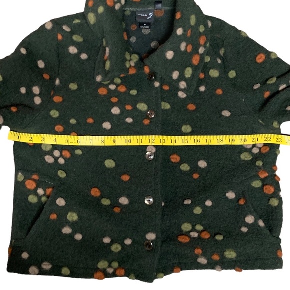 TLB designs, 3D Cardigan/ Jacket - Picture 5 of 10